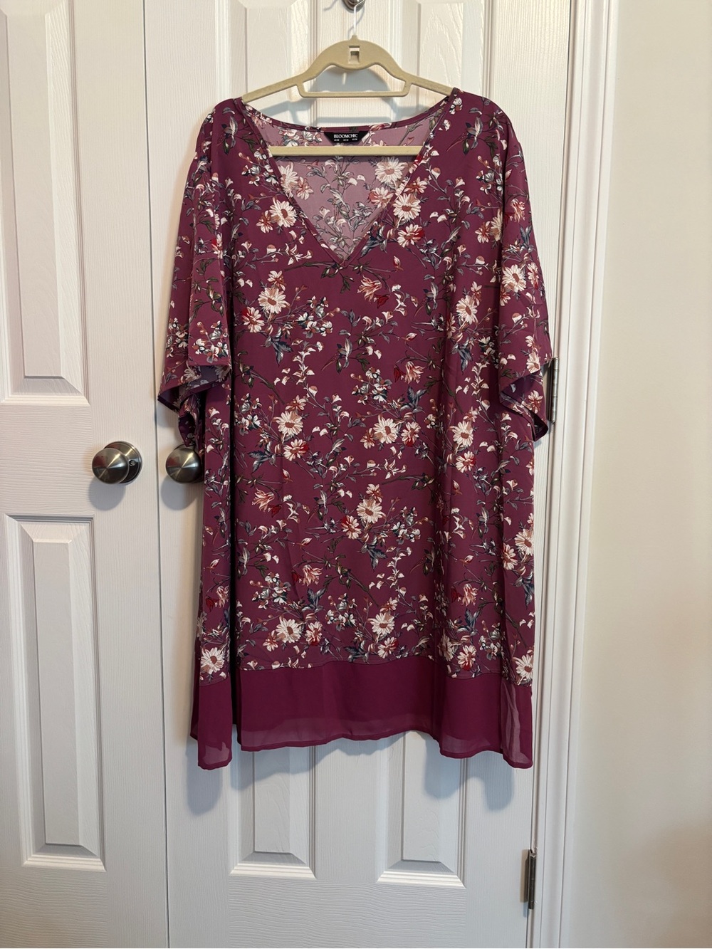 BloomChic Floral V-Neck Tunic Top in Burgundy and Cream